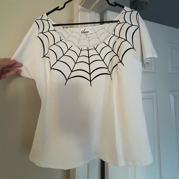 Vixen by Micheline Pitt White Spiderweb Short Sleeve Tee - Picture 2 of 3